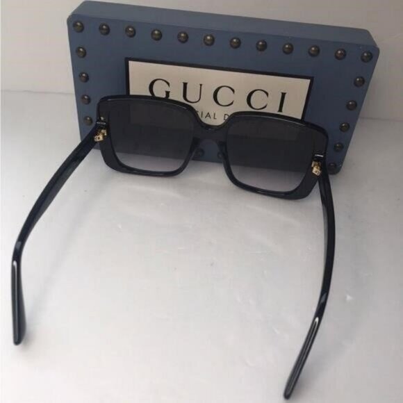 Authentic Gucci Grey Gradient Square Ladies Sunglasses GG0632S 001 - Picture 7 of 13